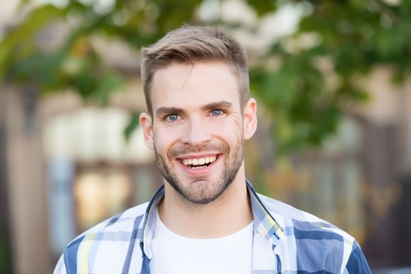 Cosmetic Dentist Procedure Options For Your Smile Makeover